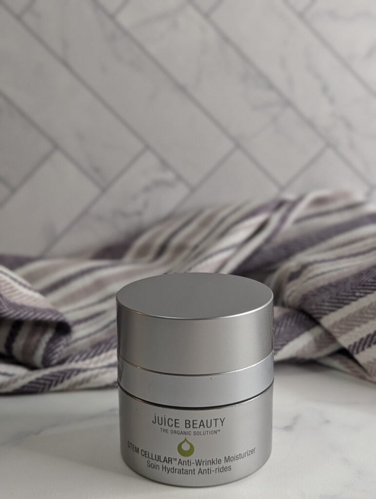 anti wrinkle moisturizer bottle