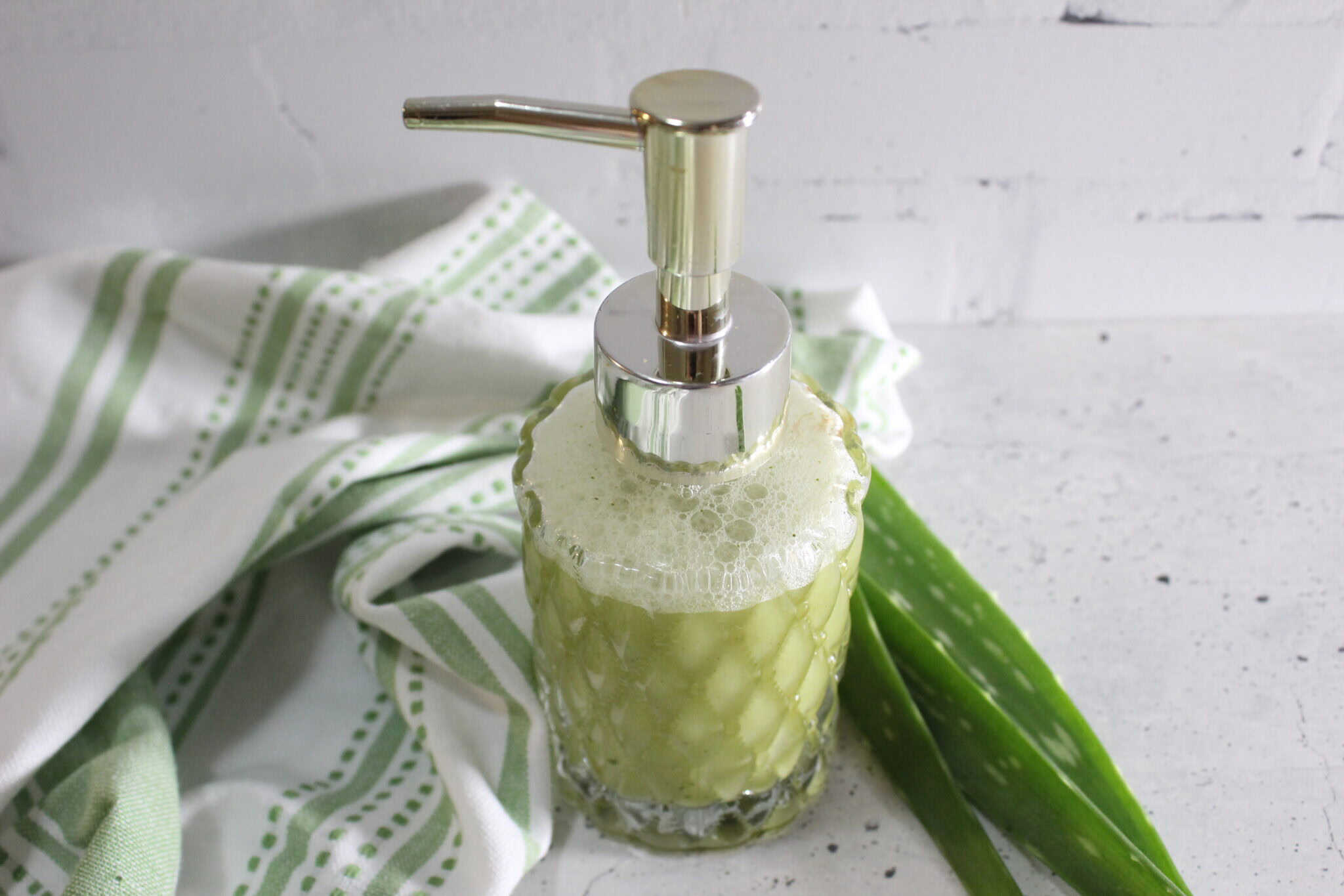 DIY Aloe Vera Face Wash - Kateable