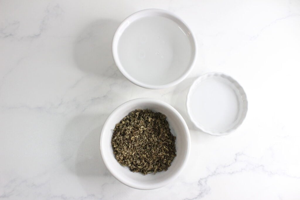 ingredients for mullein tincture