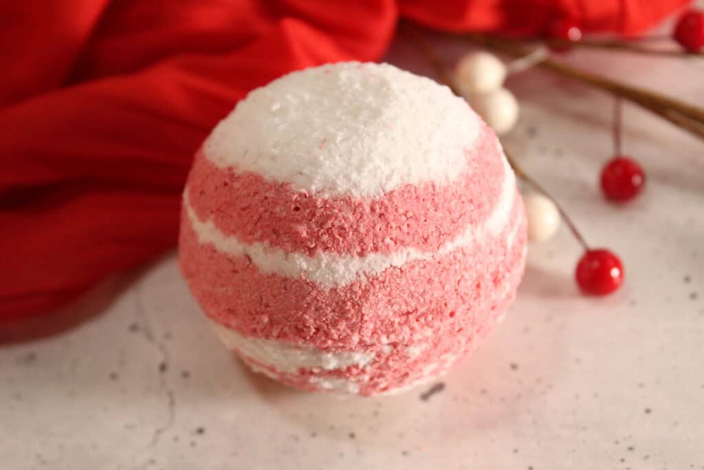 Homemade Candy Cane Bath Bomb