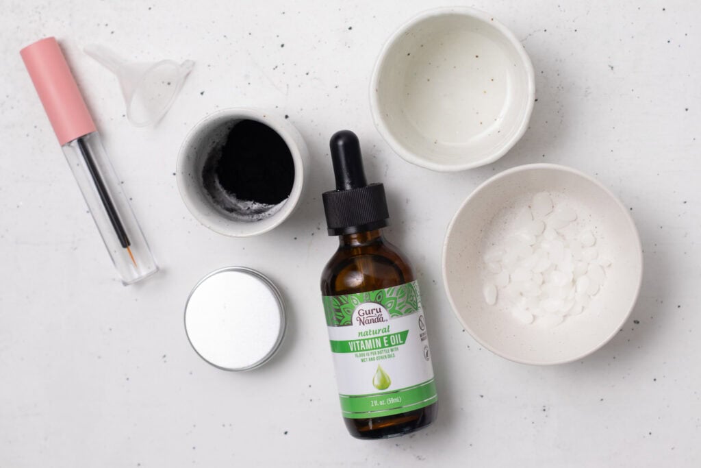 ingredients for Natural Eyeliner