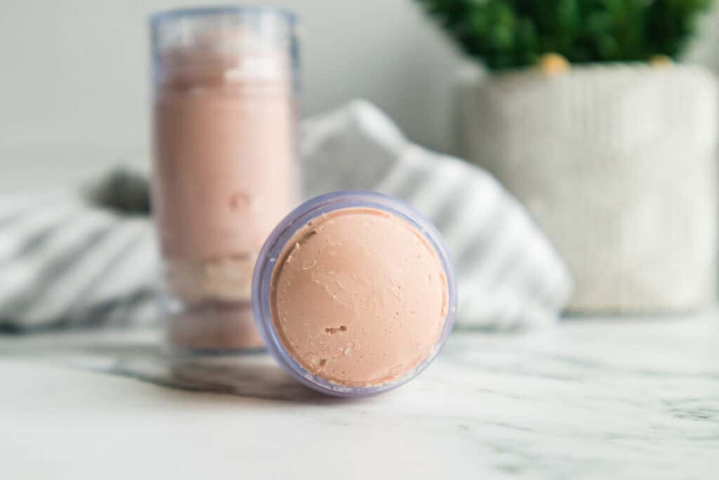 2 containers of DIY Tinted Sunscreen